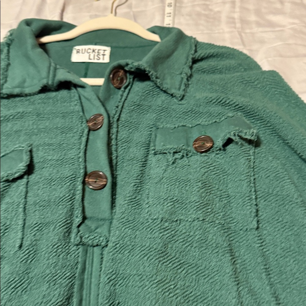 BUCKETLIST Green Oversized Button-Up Shirt - Picture 5 of 12